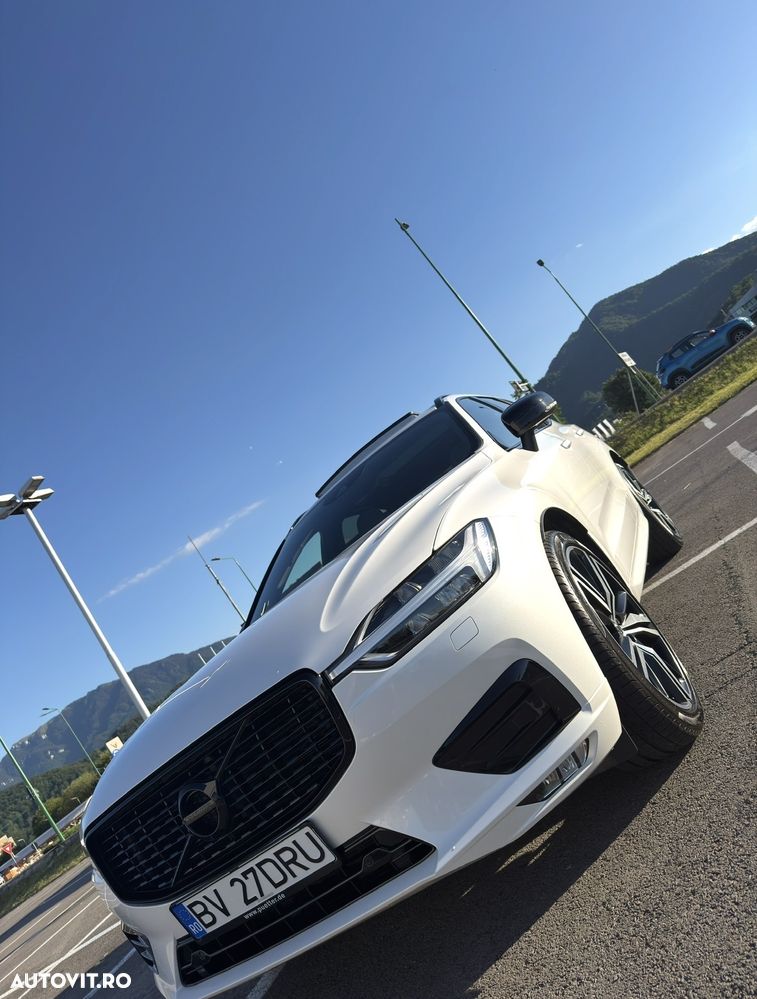 Volvo XC 60 B4 MHEV R-Design - 37
