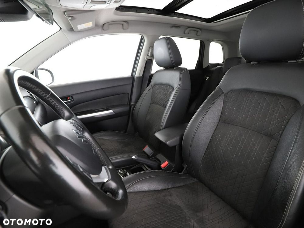 Suzuki Vitara 1.4 Boosterjet mHEV Elegance 4WD - 14