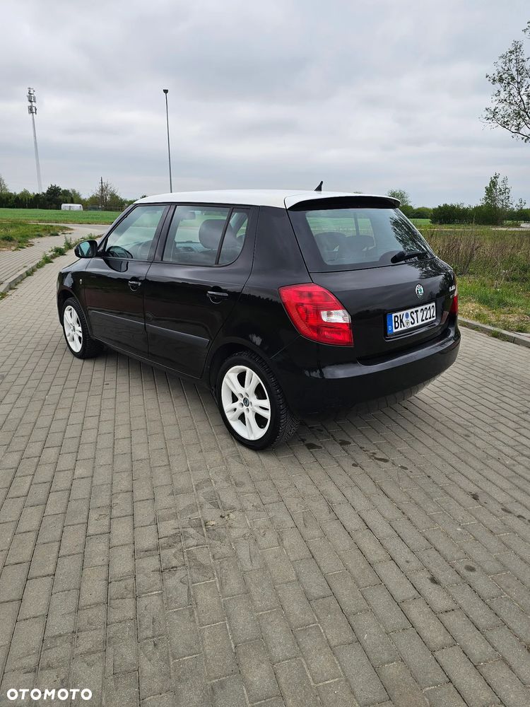 Skoda Fabia 1.2 HTP Cool Colour Edition - 5
