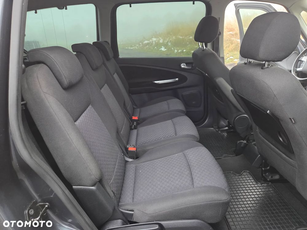 Ford Galaxy 2.0 TDCi Ghia - 15