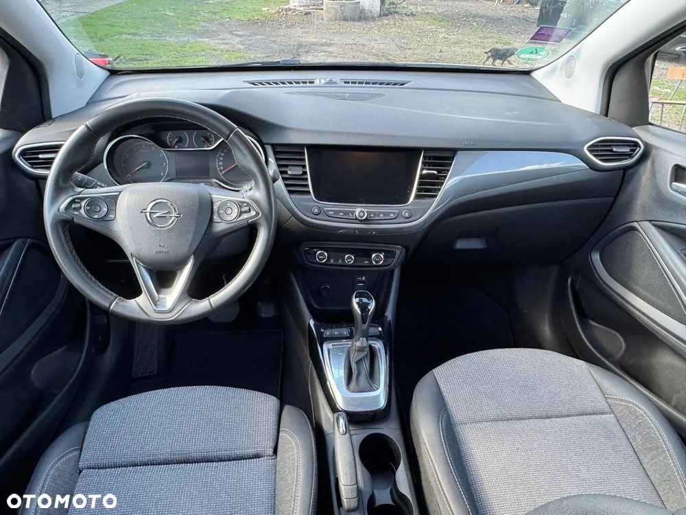 Opel Crossland X - 8