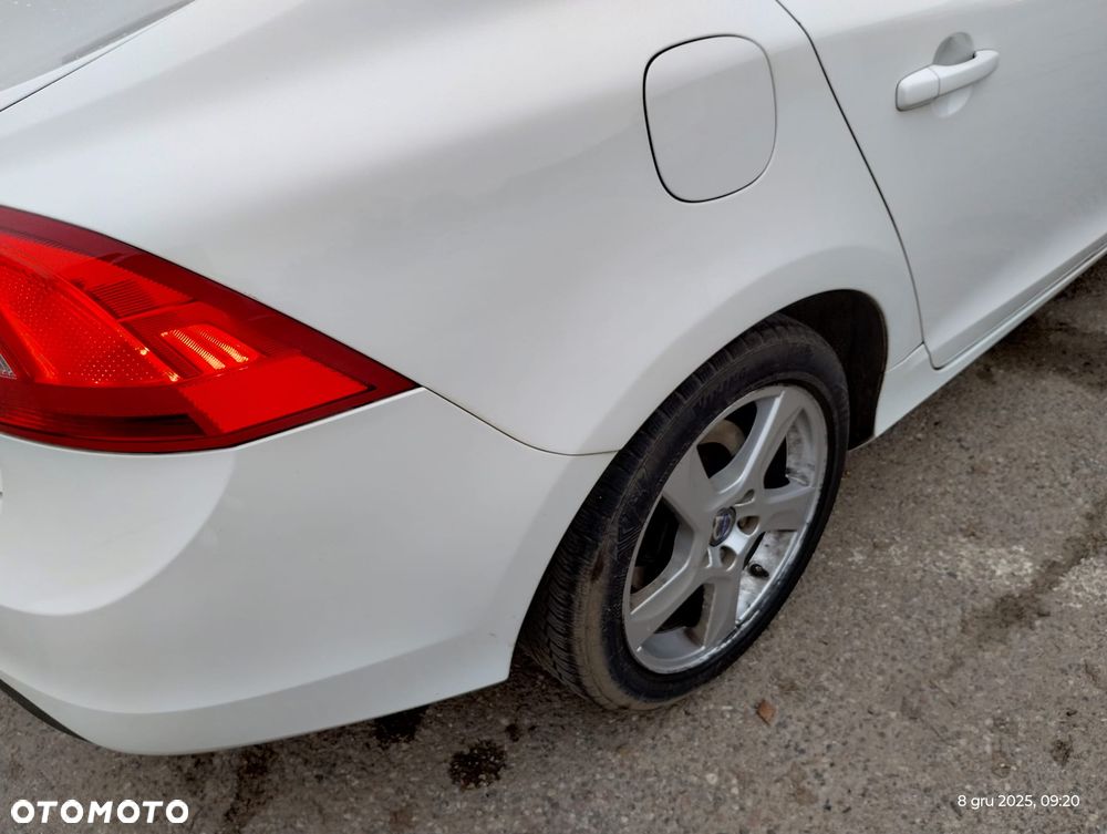 Volvo S60 ver-2-5-t5 - 8