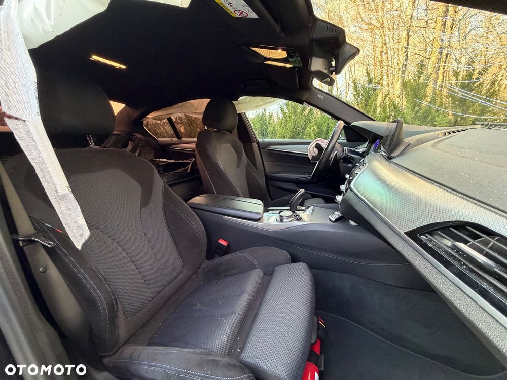 BMW Seria 5 520d xDrive M Sport sport - 11