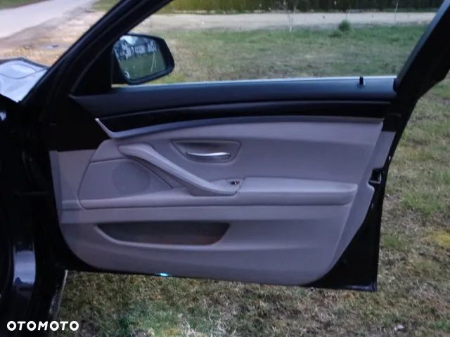 BMW F11 Euro Fotele Skóra Roletki Boczki Kanapa Siedzisko Fotel Boczek Tapicerka Skórzana SiwaF10 Kombi - 7