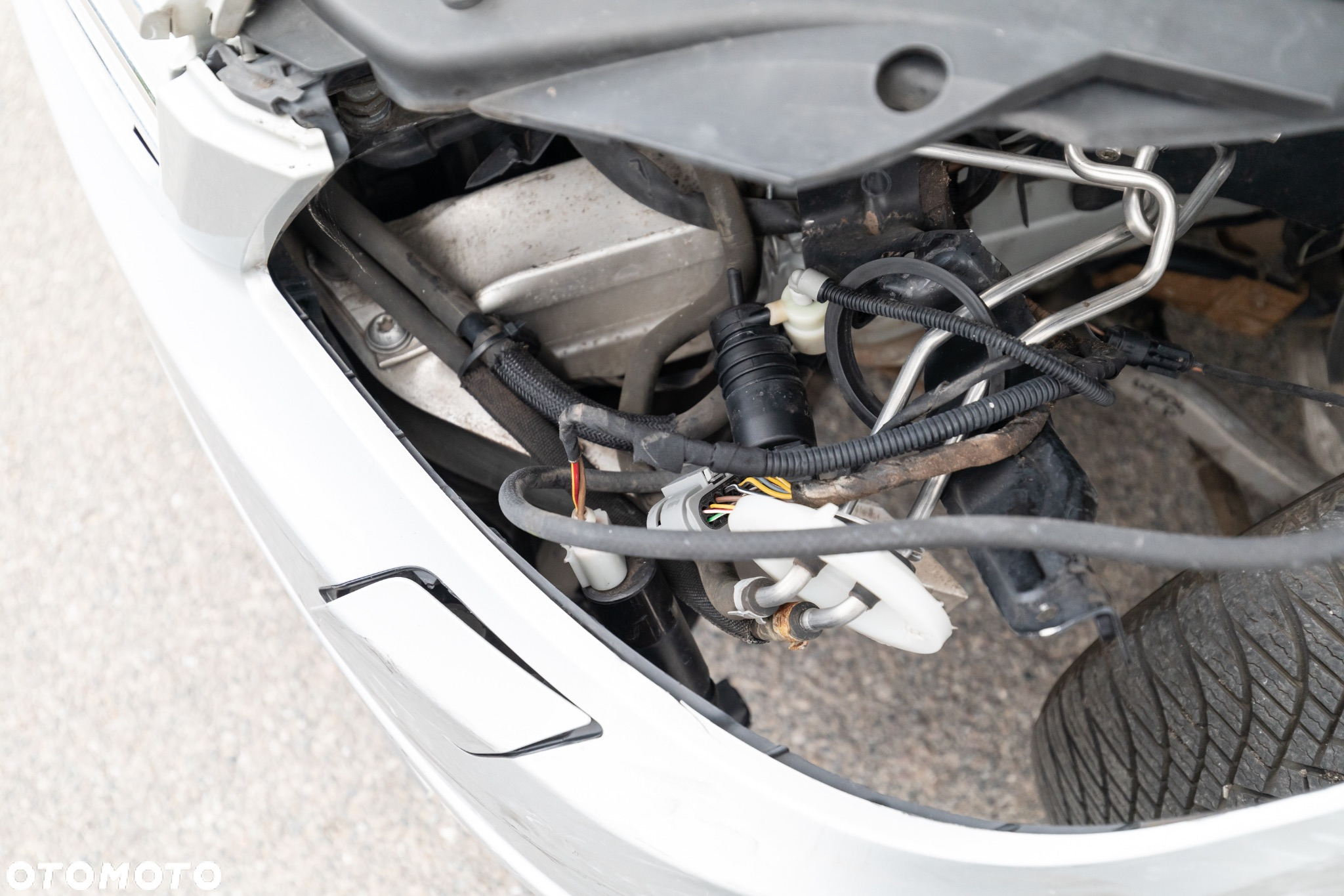 Mercedes-Benz Klasa C 220 T CDI DPF Automatik Avantgarde - 35