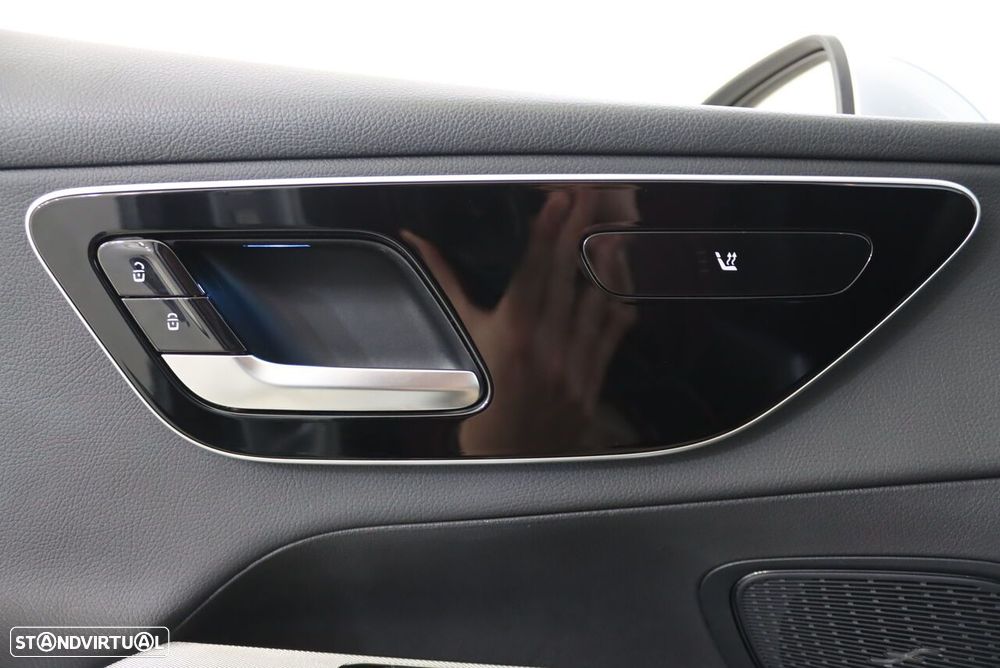 Mercedes-Benz GLC 300 de 4Matic - 24