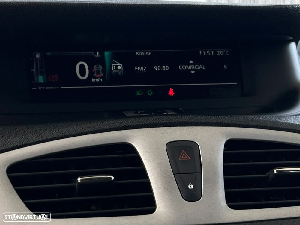 Renault Scénic - 11