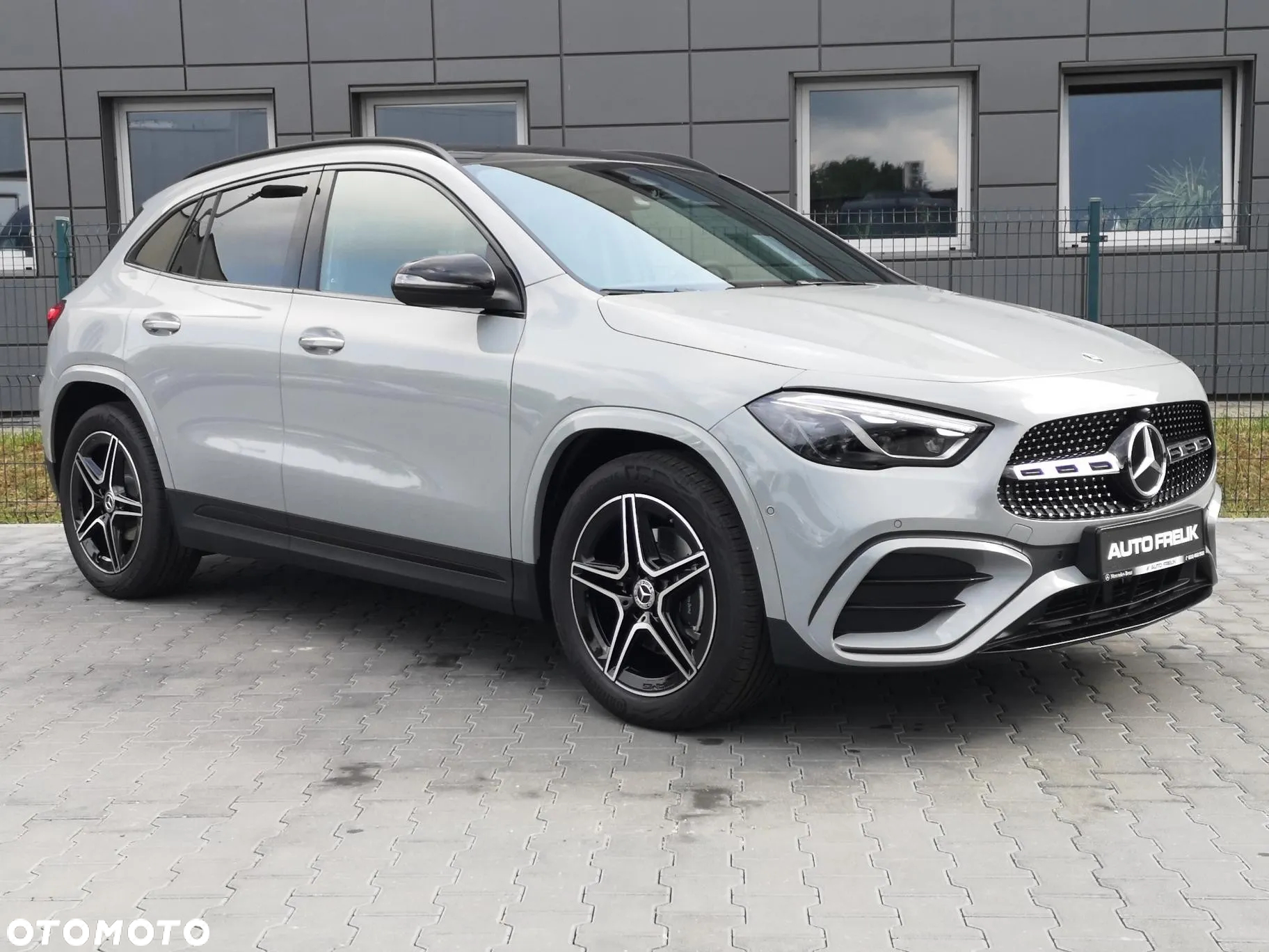 Mercedes-Benz GLA 200 AMG Line - 7