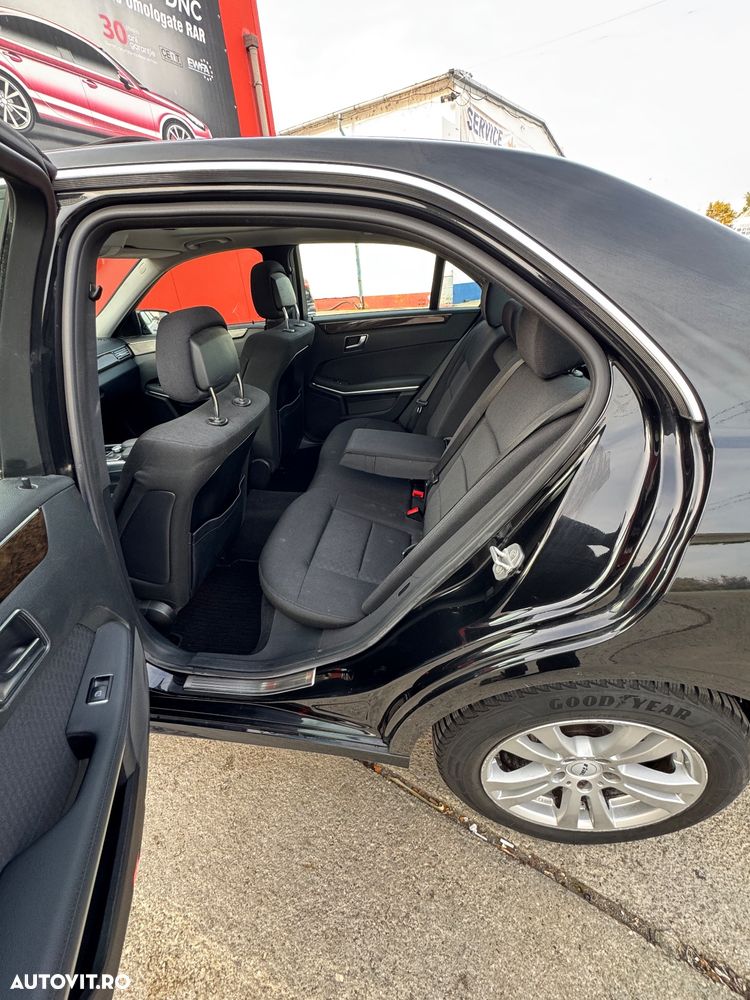 Mercedes-Benz E 220 CDI Automatik Elegance - 8