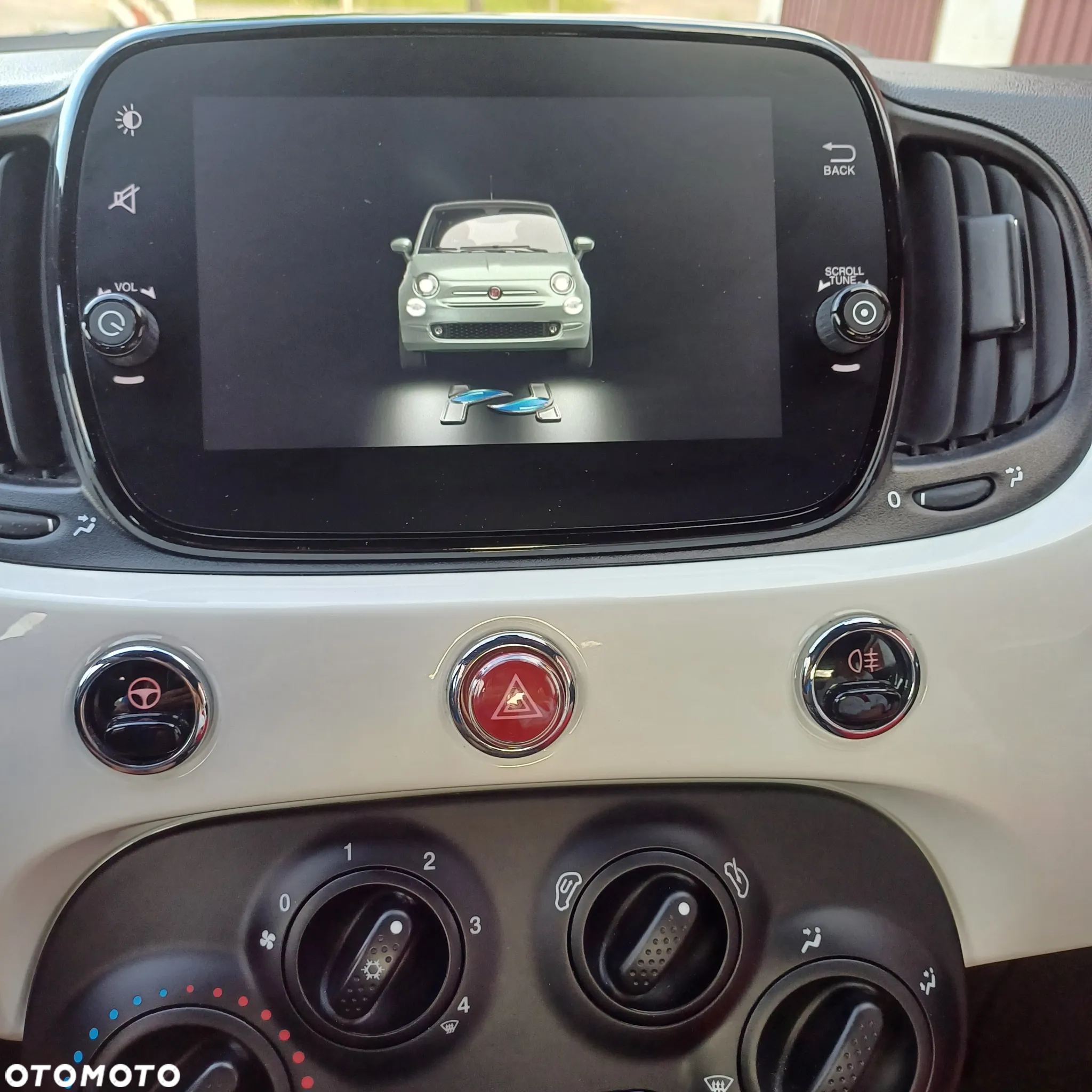 Fiat 500 C 1.0 GSE Hybrid Hey Google - 18