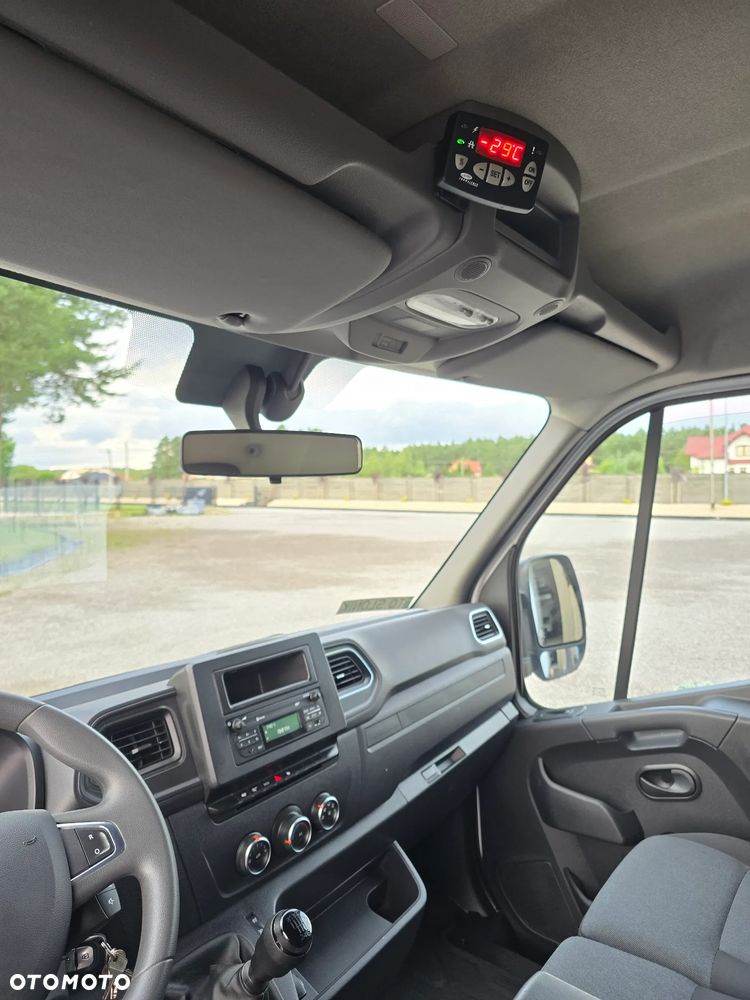Renault MASTER CHŁODNIA 8 PALET Carrier XARIOS 350 -20*C +20*C 230V STACJONARNE PODŁĄNCZENIE TYLN OŚ BLIŻNIACZA WZMOCNIONA SALON POLSKA 125Tyś km SERWIS ASO RENO DO OSTATNIEGO Km GWARANCJA BOGATA OPCJA WYPOSAŻENIA LEDY HALOGENY TEMPOMAT FOTEL KIEROWCY PNEŁMATYCZNY - 33