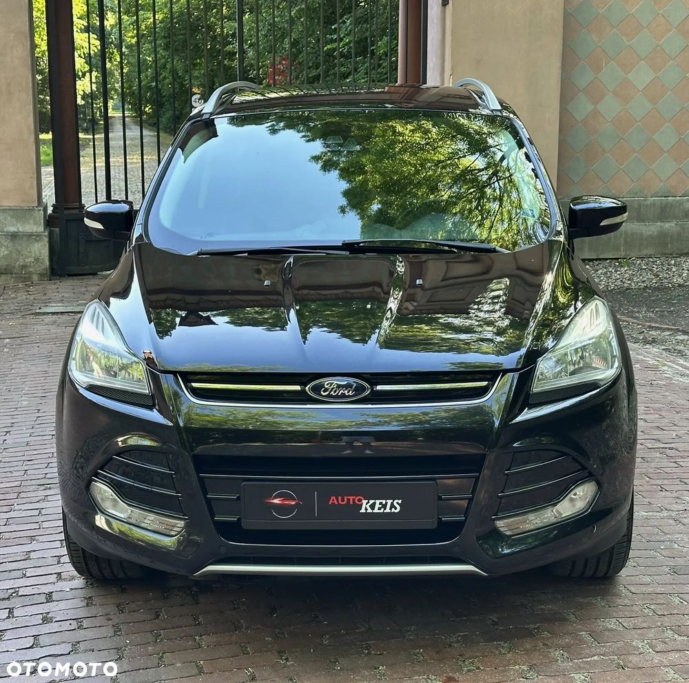 Ford Kuga 1.6 EcoBoost 2x4 Titanium - 9