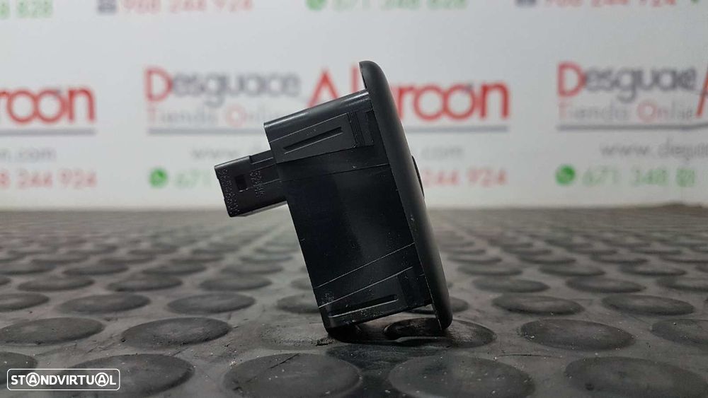 COMANDO DO ELEVADOR TRASEIRO DIREITO CITROEN C3 PICASSO COLLECTION - 3