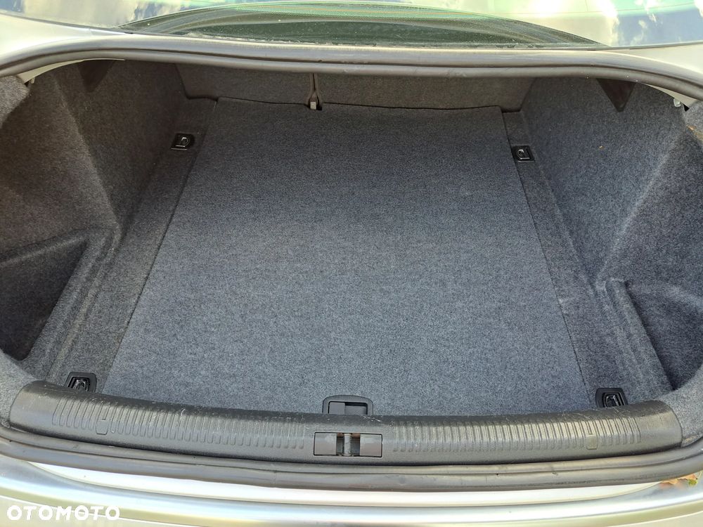 Audi A4 ver-2-0 - 17