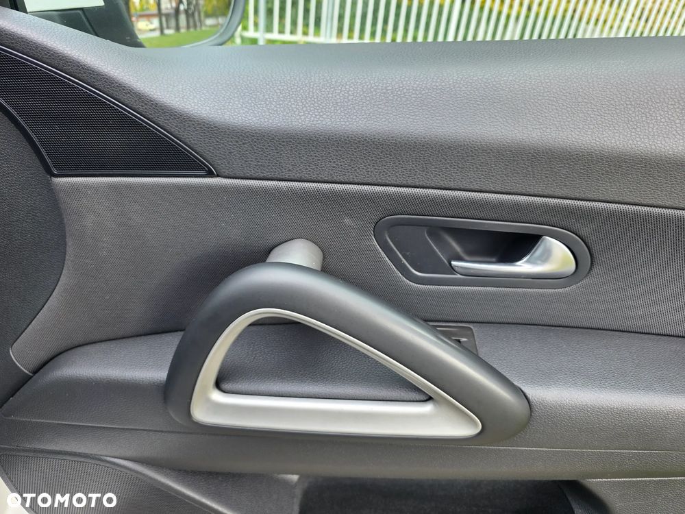 Volkswagen Scirocco 1.4 TSI DSG - 27