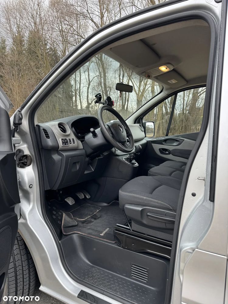Renault Trafic - 2