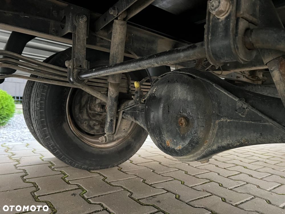 Nissan CABSTAR - 16