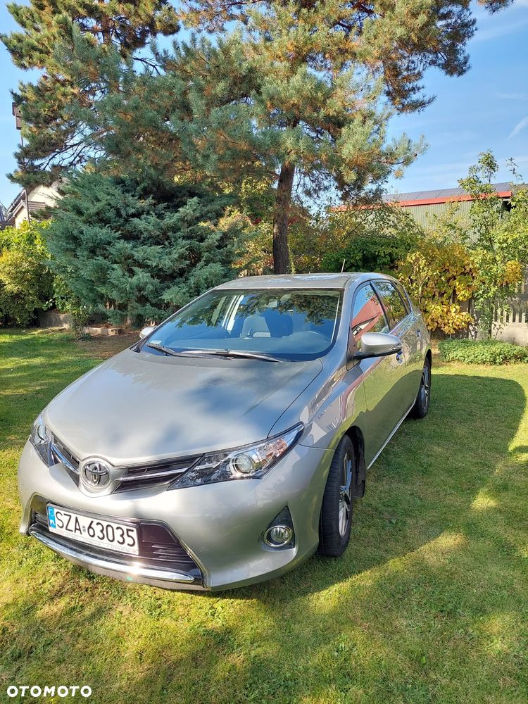 Toyota Auris - 10