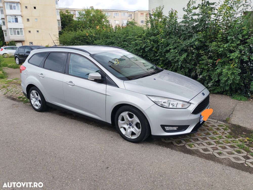 Ford Focus - 1