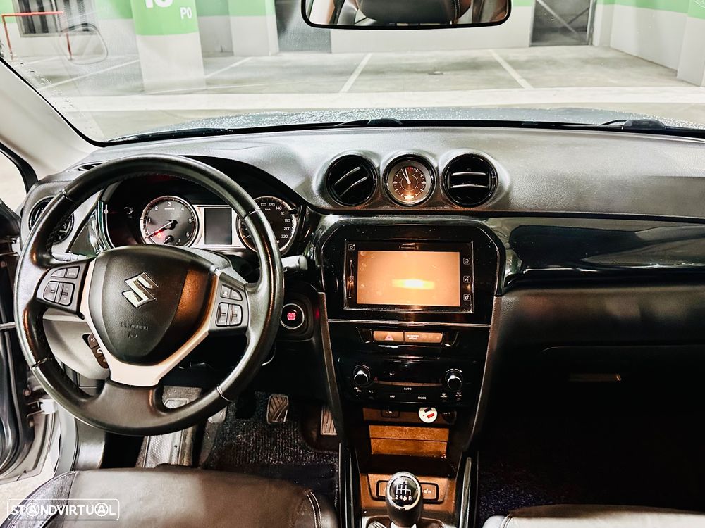 Suzuki Vitara 1.6 DDiS GLE 4WD - 16