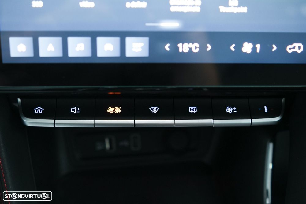 MG ZS Standard Luxury - 39