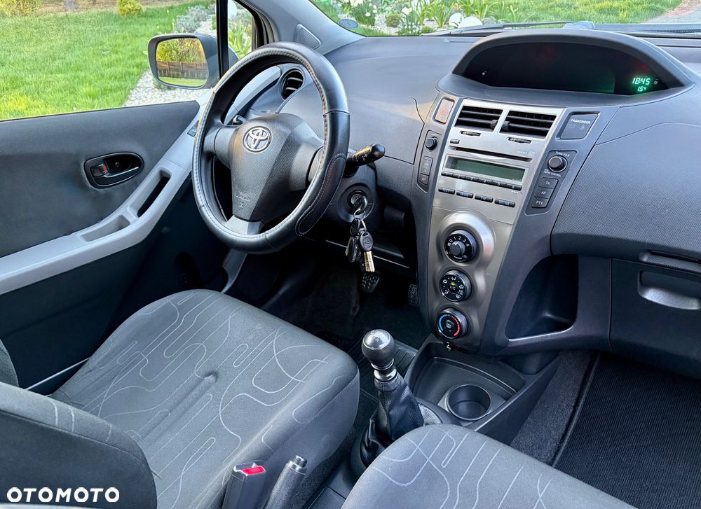 Toyota Yaris 1.33 Luna - 11