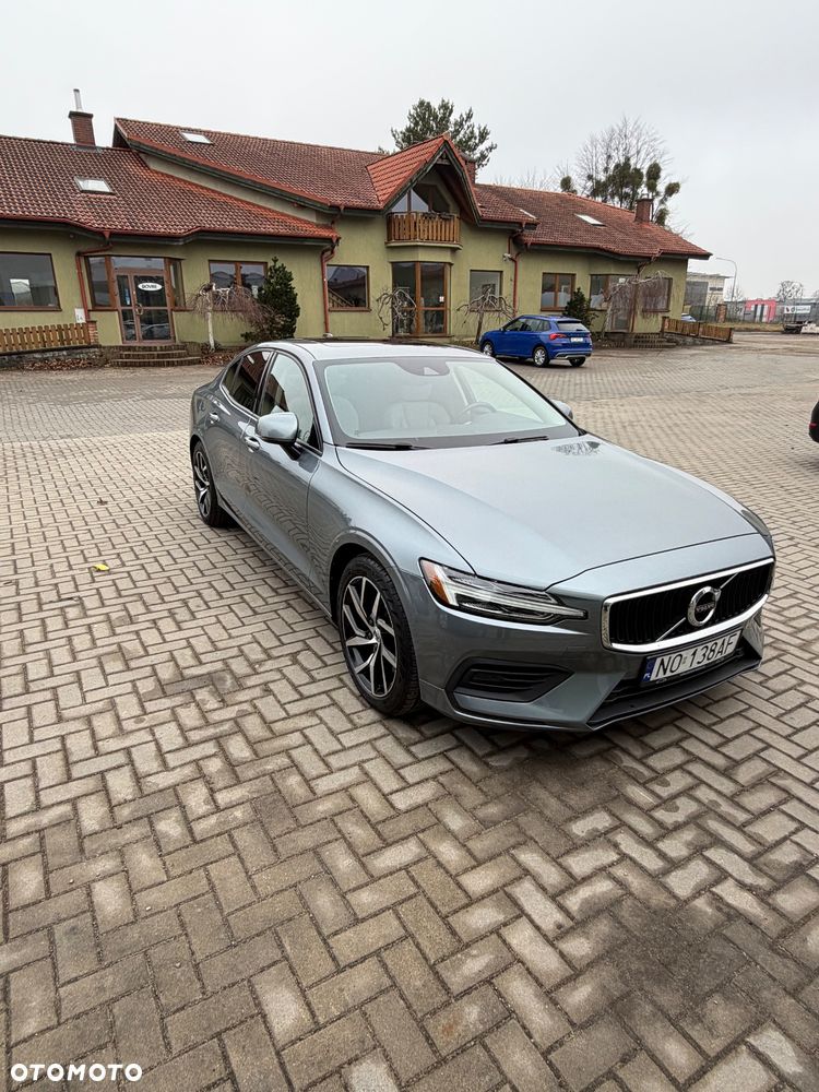 Volvo S60 T6 AWD Momentum Pro - 1