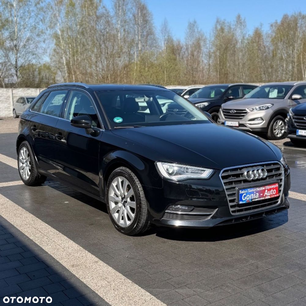 Audi A3 Sportback - 13
