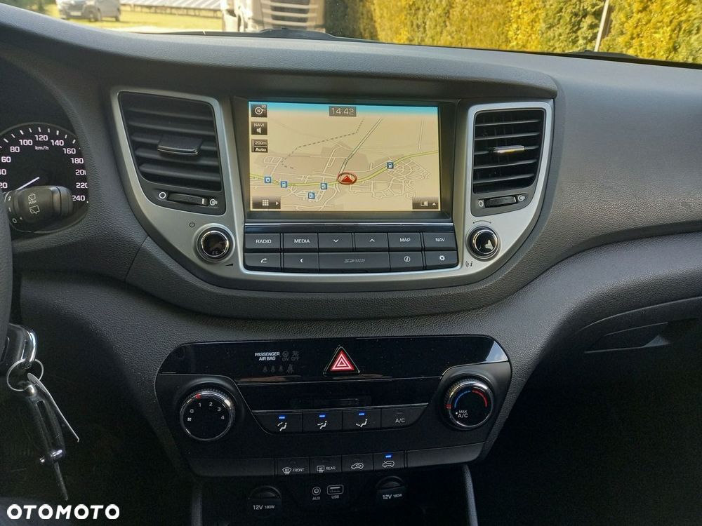 Hyundai Tucson blue 1.7 CRDi 2WD Trend - 33