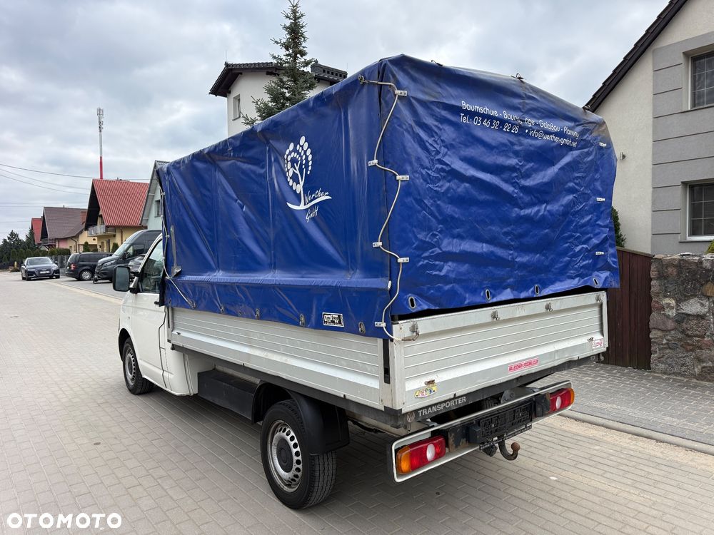 Volkswagen Transporter - 4