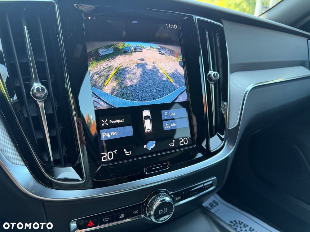 Volvo V60 B3 B R-Design - 40