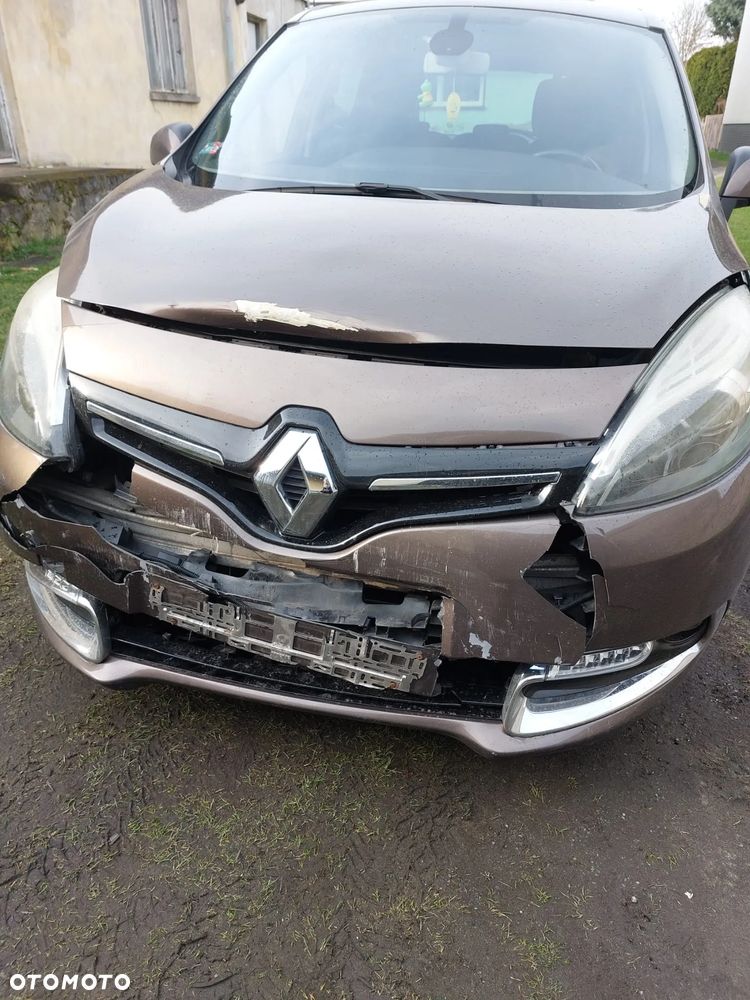 Renault Scenic 1.5 dCi Emotion - 1
