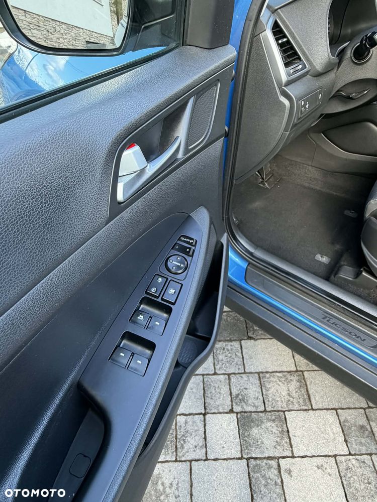 Hyundai Tucson 1.7 CRDI BlueDrive GO 2WD DCT - 11