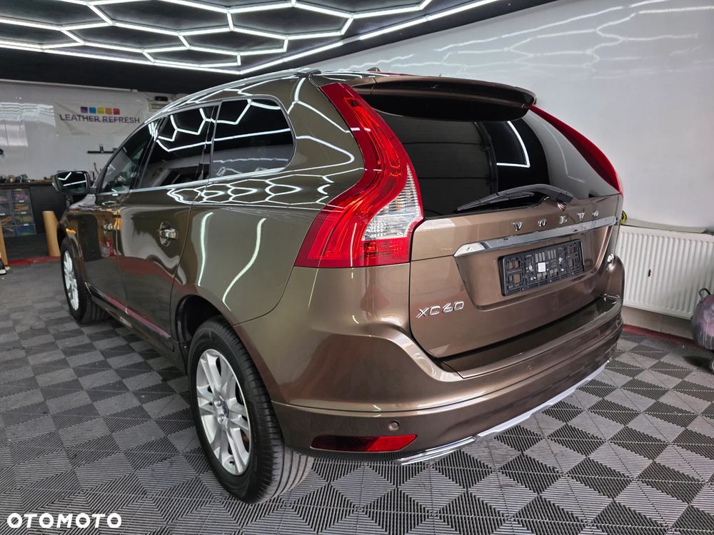Volvo XC 60 D5 AWD Summum - 13