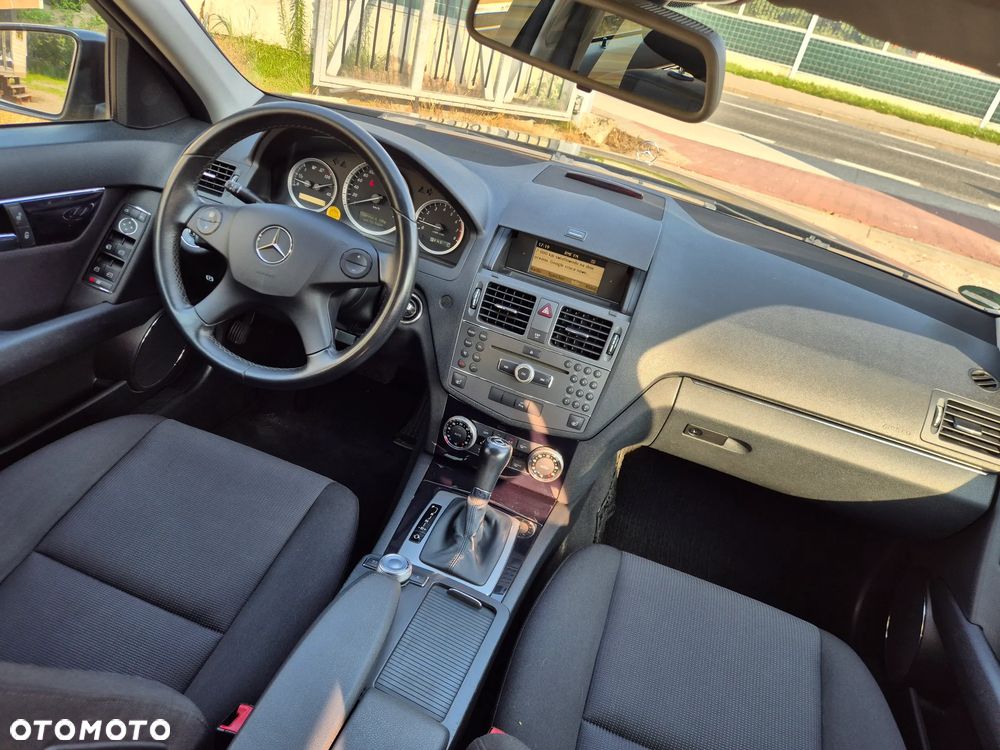 Mercedes-Benz Klasa C 180 Kompressor Automatik BlueEFFICIENCY - 10