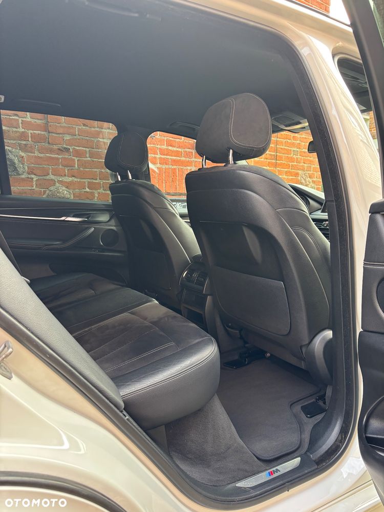 BMW X5 xDrive30d - 33
