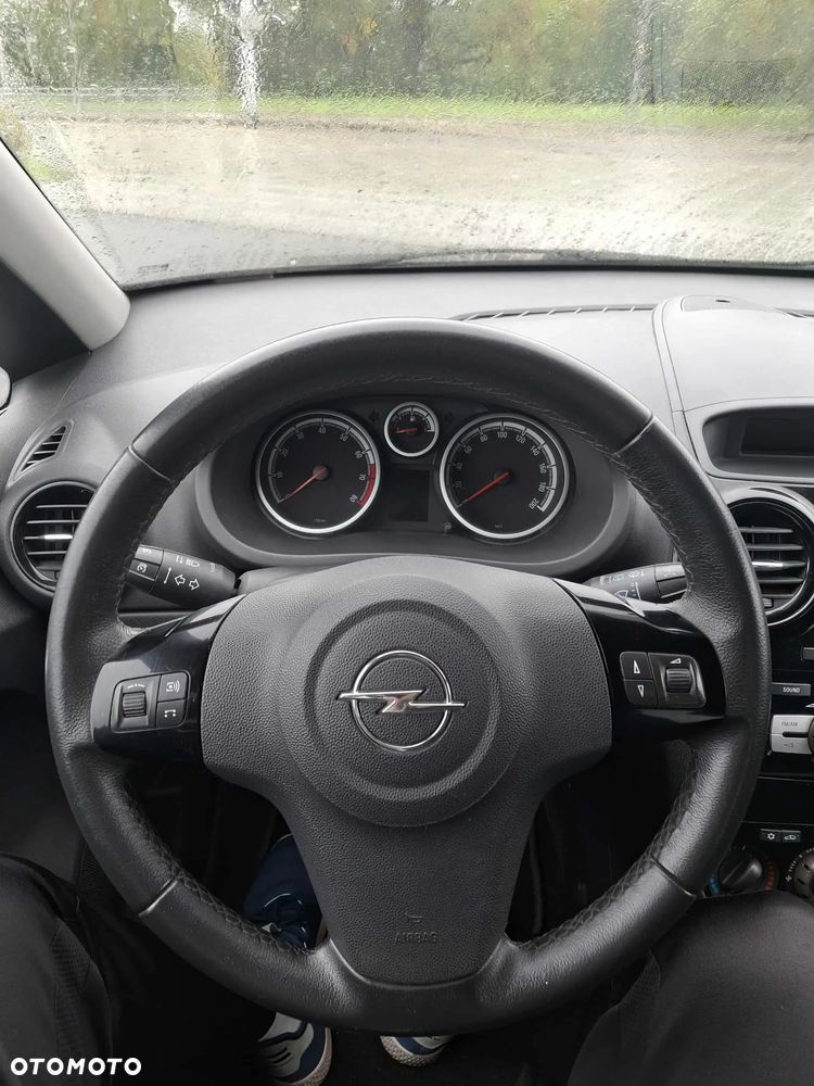 Opel Corsa 1.4 16V Color Edition - 15