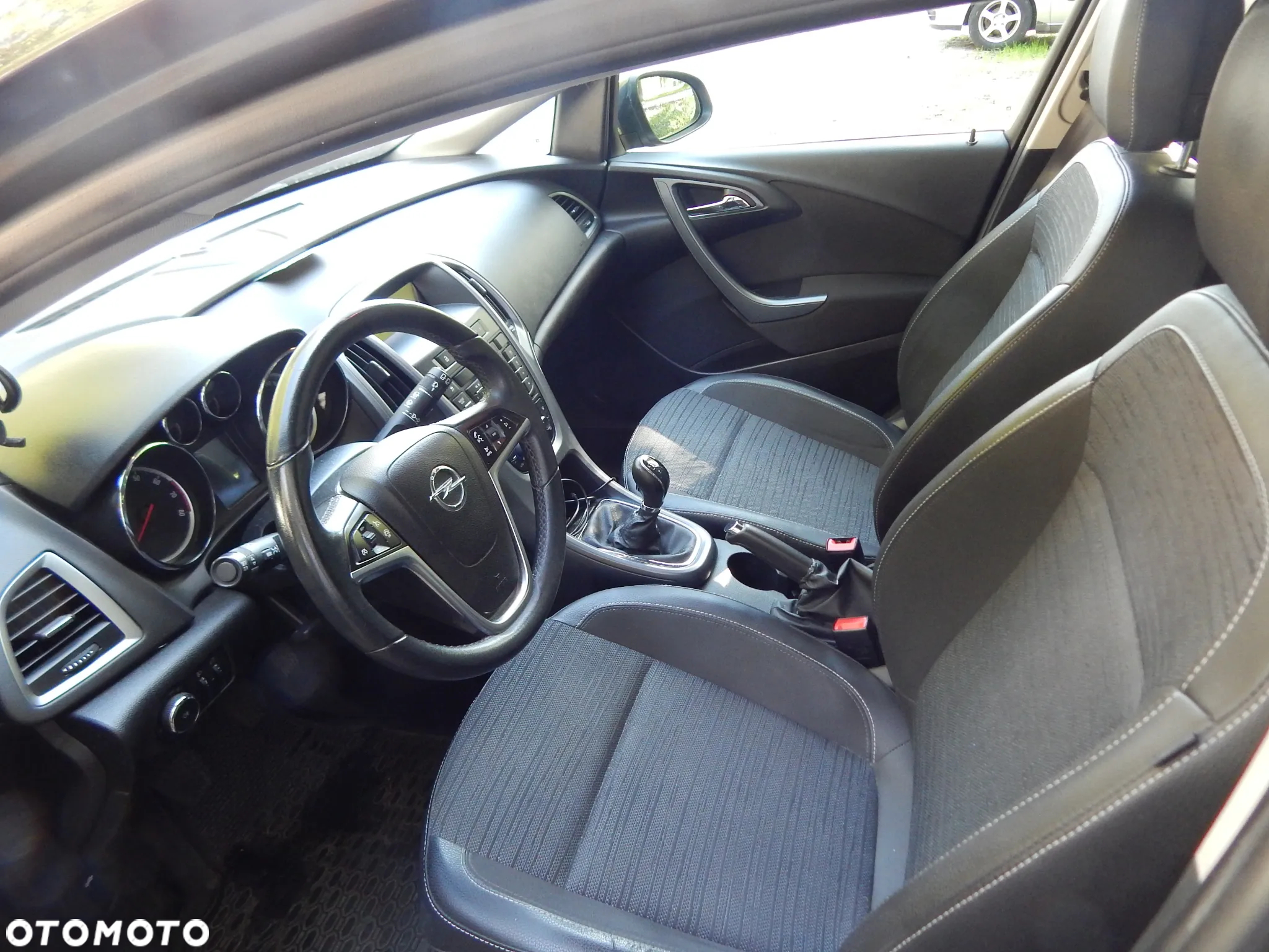 Opel Astra IV 1.4 T Active - 13