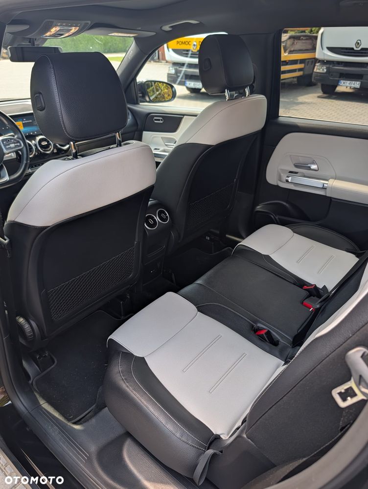 Mercedes-Benz GLB 220 d 4-Matic AMG Line 8G-DCT - 9