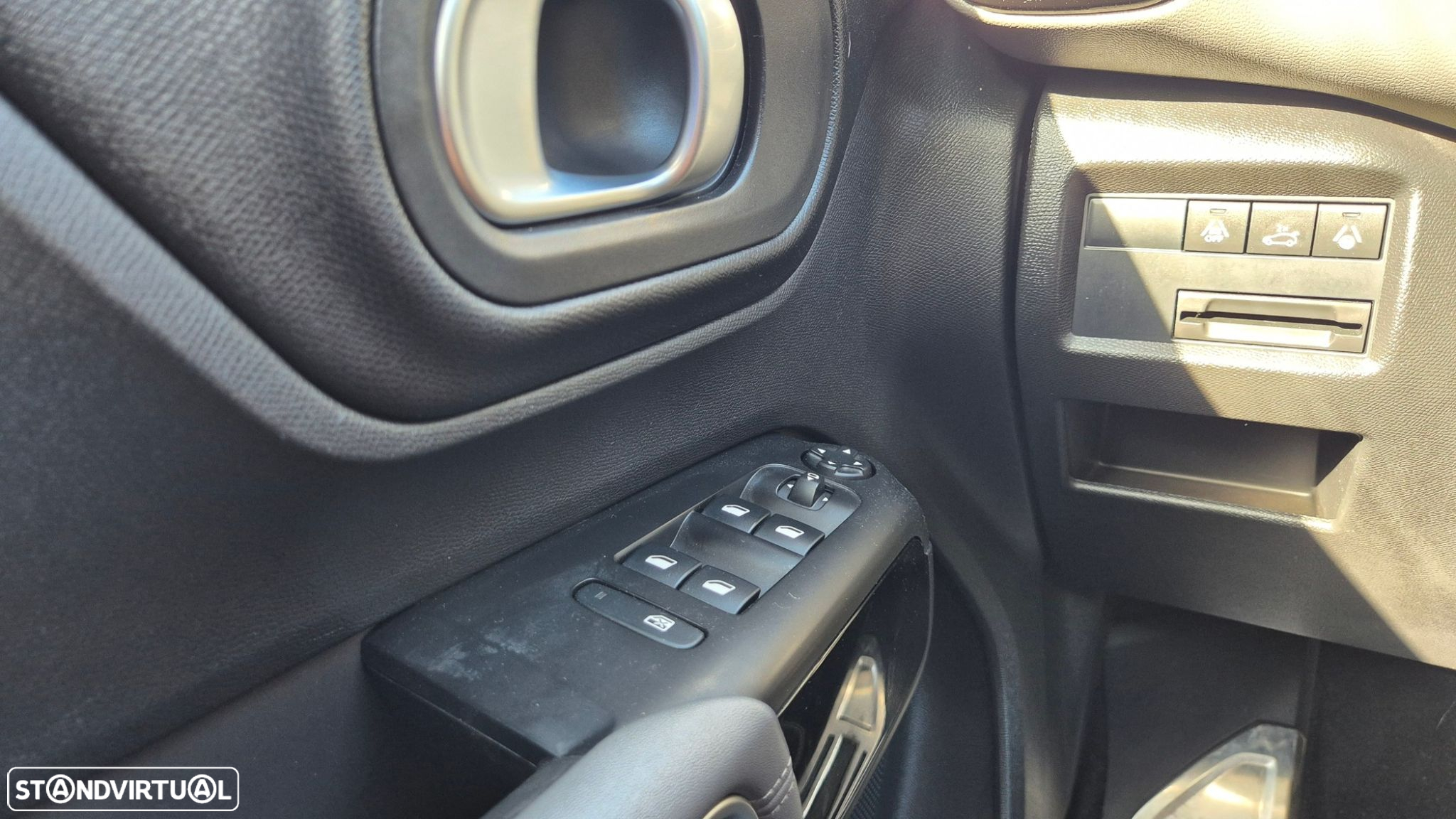 Citroën C5 Aircross 1.5 BlueHDi Shine J19 EAT8 - 16