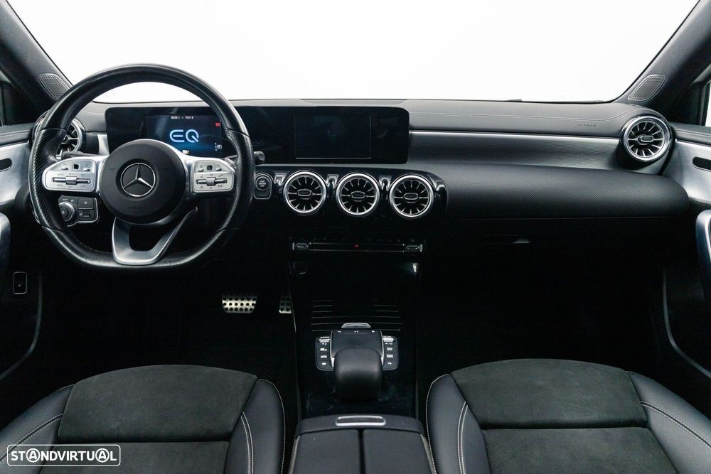 Mercedes-Benz A 250 e AMG Line - 14