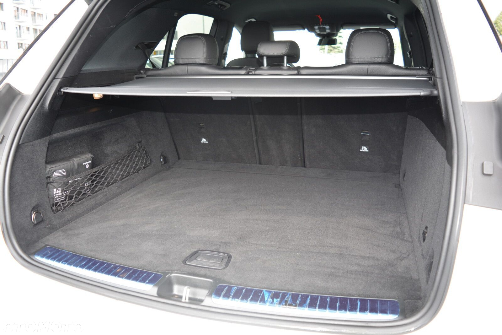 Mercedes-Benz GLE 300 d 4-Matic - 32