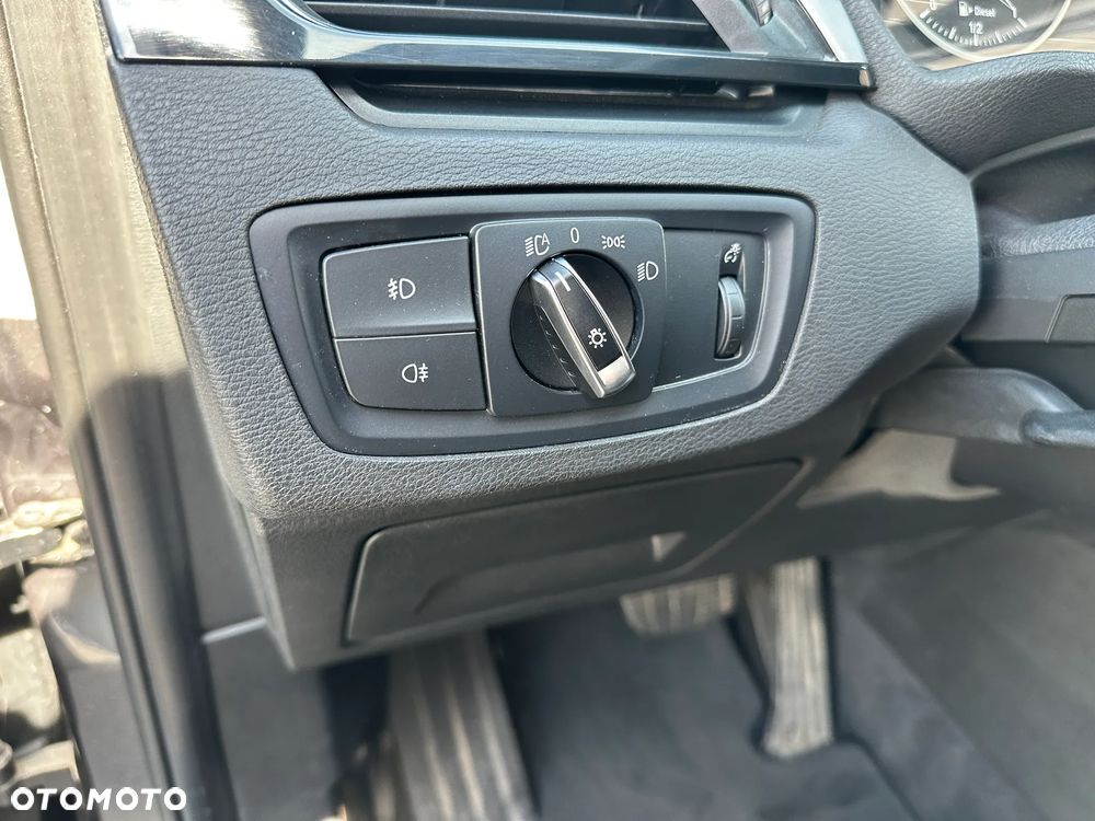 BMW X1 xDrive20d - 21