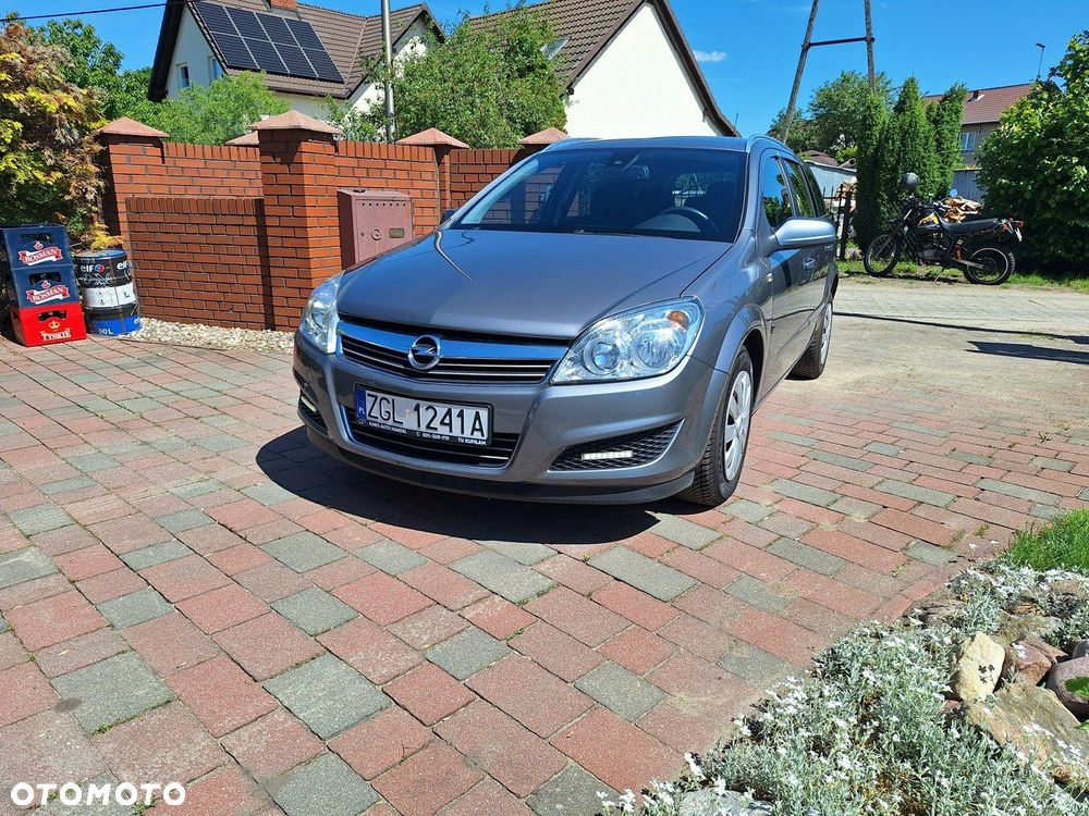 Opel Astra - 1