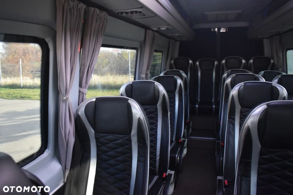 Mercedes-Benz Sprinter 519 CDI - 12