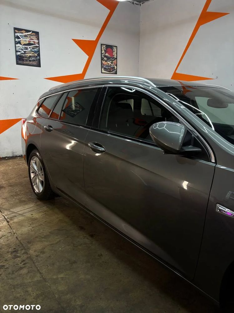 Opel Insignia - 19