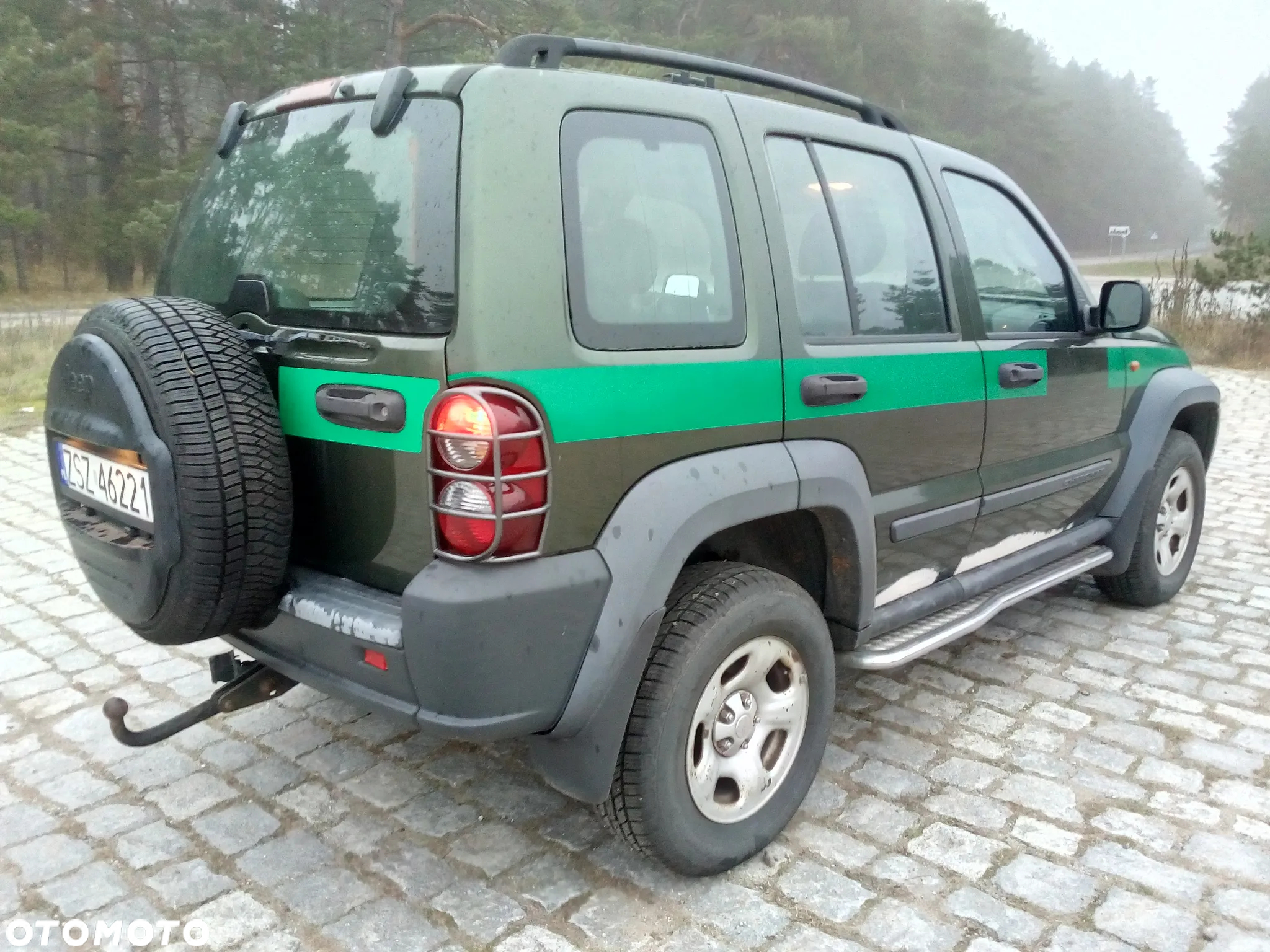 Jeep Cherokee 2.8 CRD Sport - 3