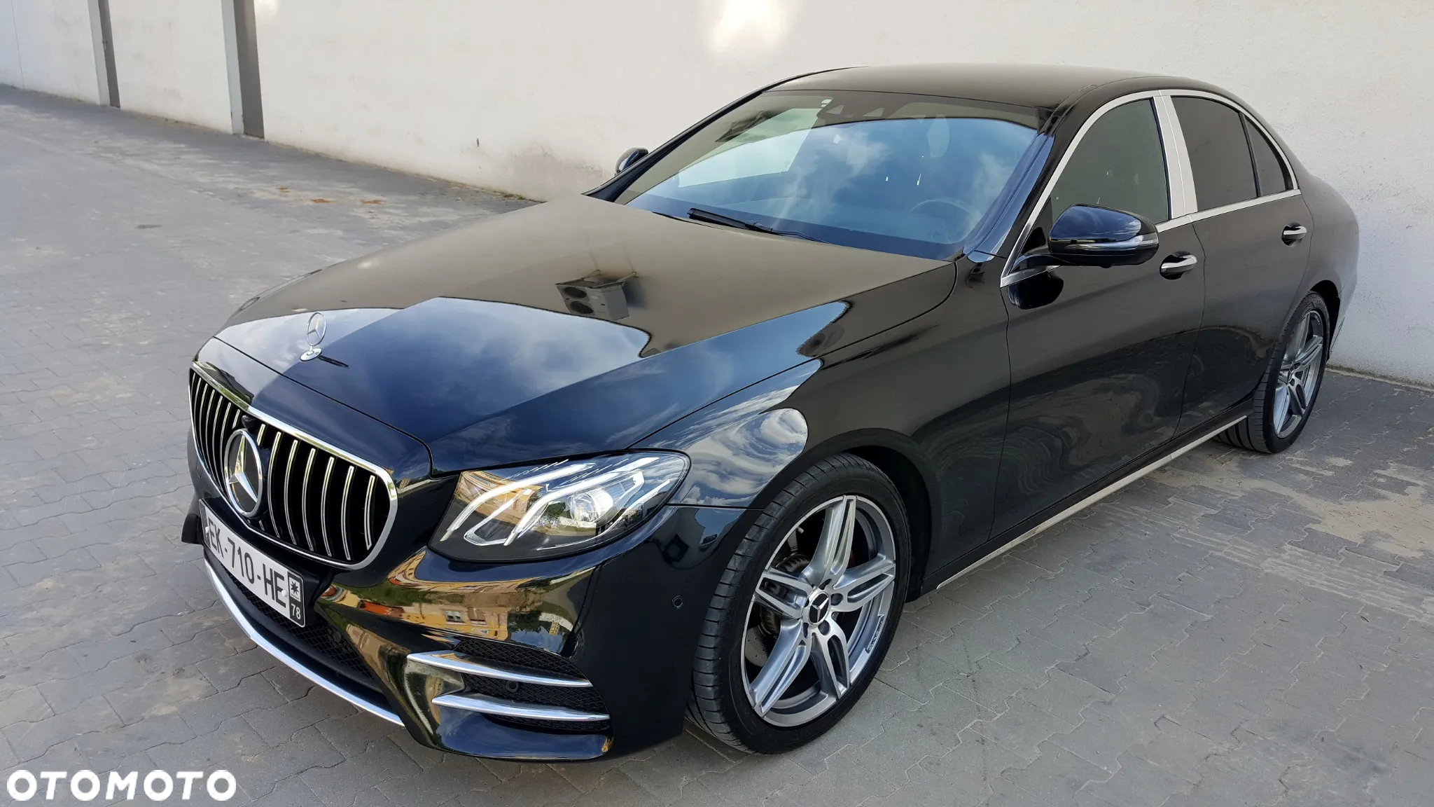 Mercedes-Benz Klasa E 220 d 9G-TRONIC AMG Line - 5