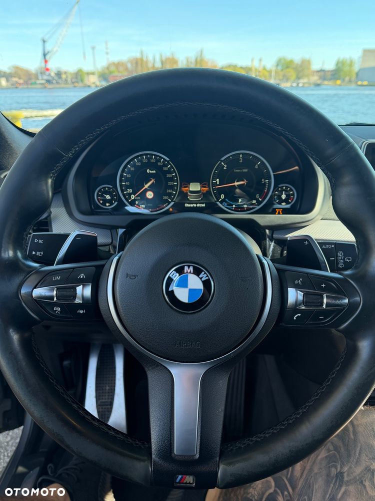 BMW X5 xDrive40d - 14