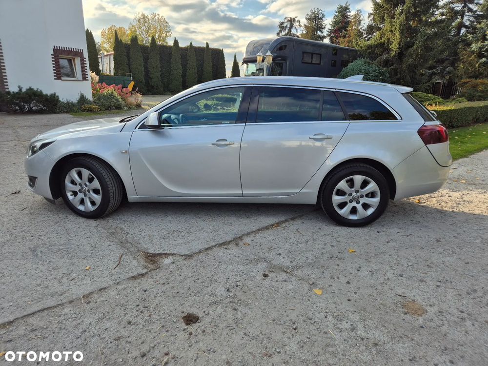Opel Insignia - 8